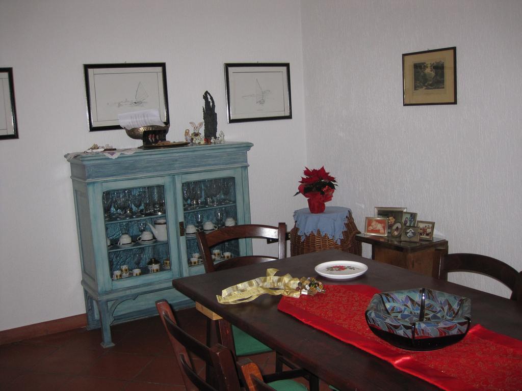 Valle Degli Ulivi Appartamento Terni Bagian luar foto