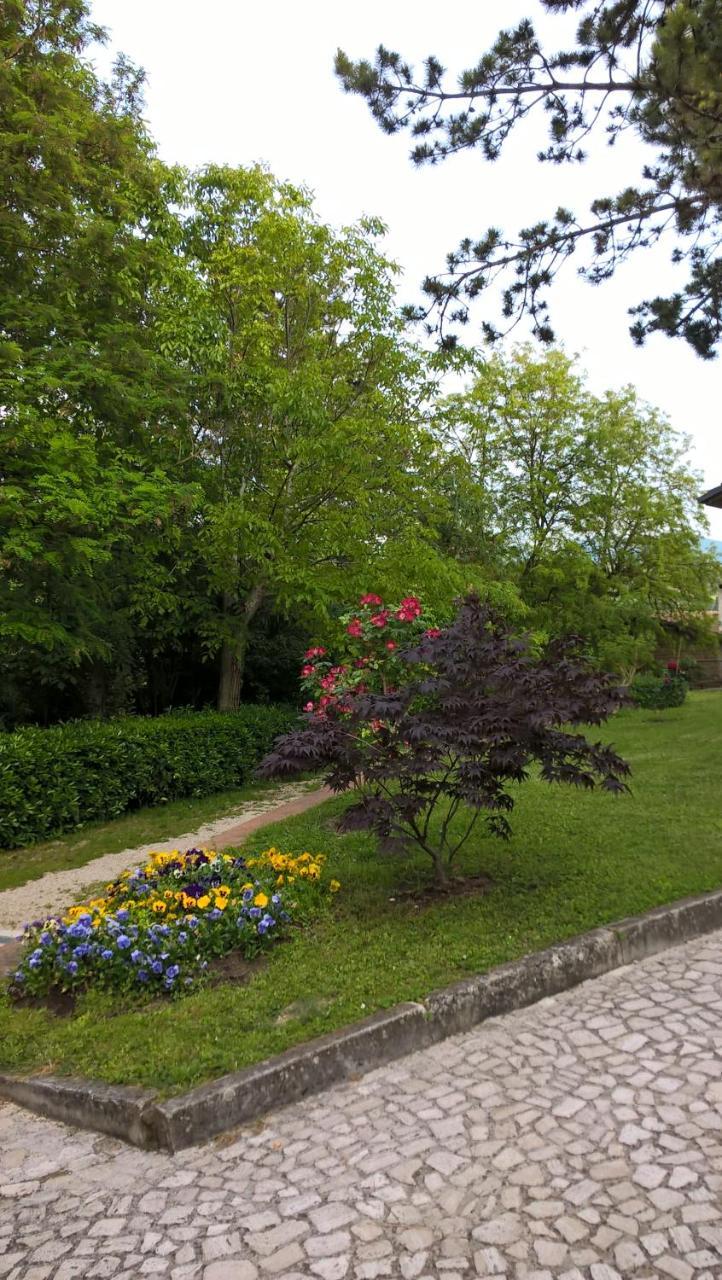 Valle Degli Ulivi Appartamento Terni Bagian luar foto